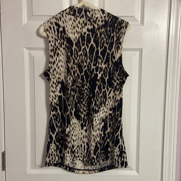 Sleeveless Worthington Top - Picture 2 of 4